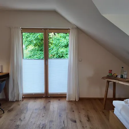 Scherauer Hof Bed & Breakfast *
