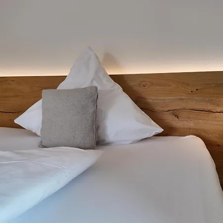 Scherauer Hof Bed & Breakfast *